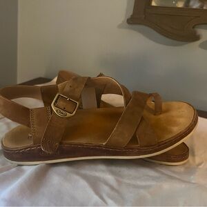 Chaco leather wayfarer sandals